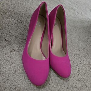 Elegant Pink Women's Pumps